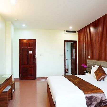 Ho Sen Xanh Hotel Hanoi Exterior photo