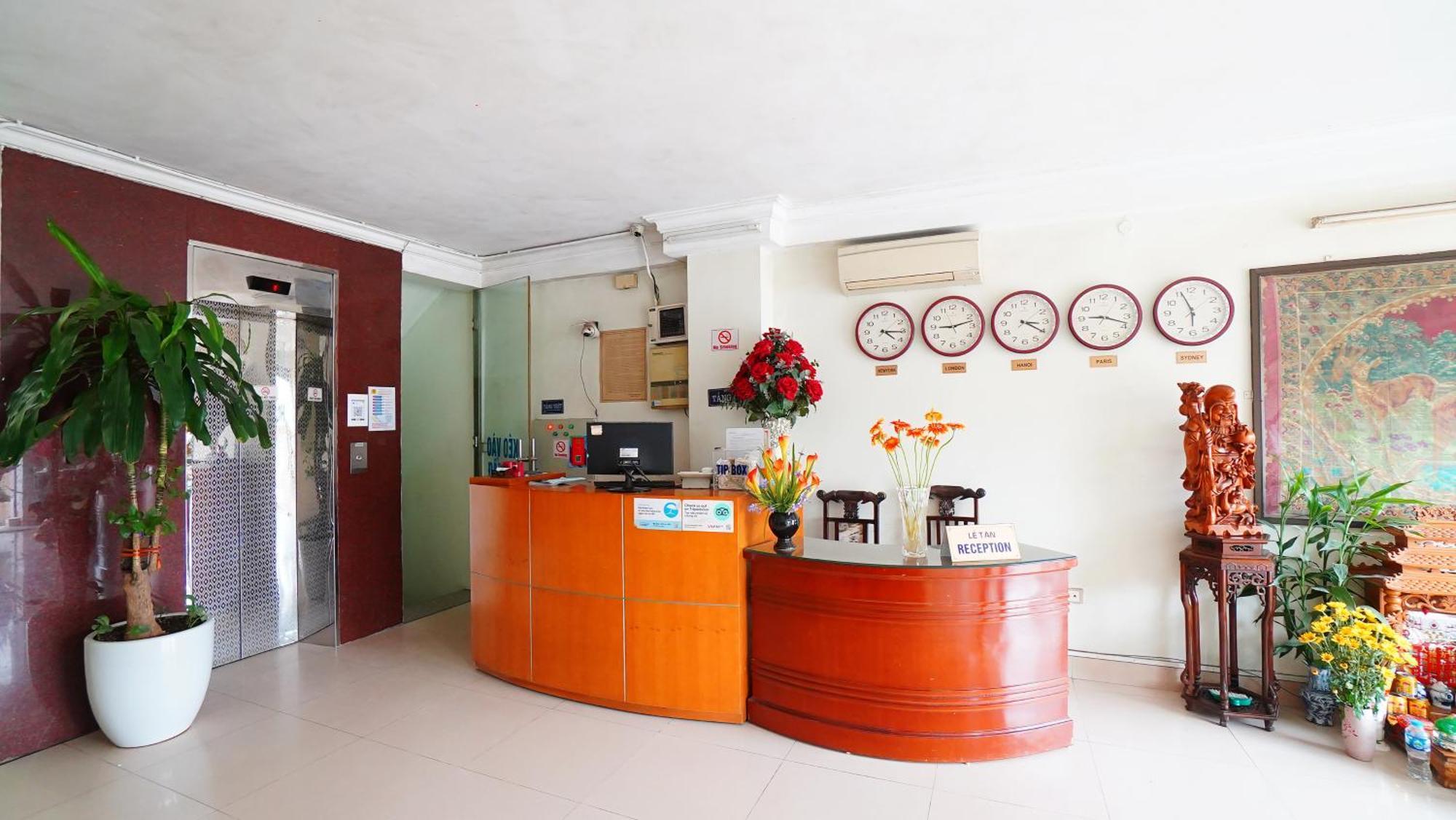 Ho Sen Xanh Hotel Hanoi Exterior photo