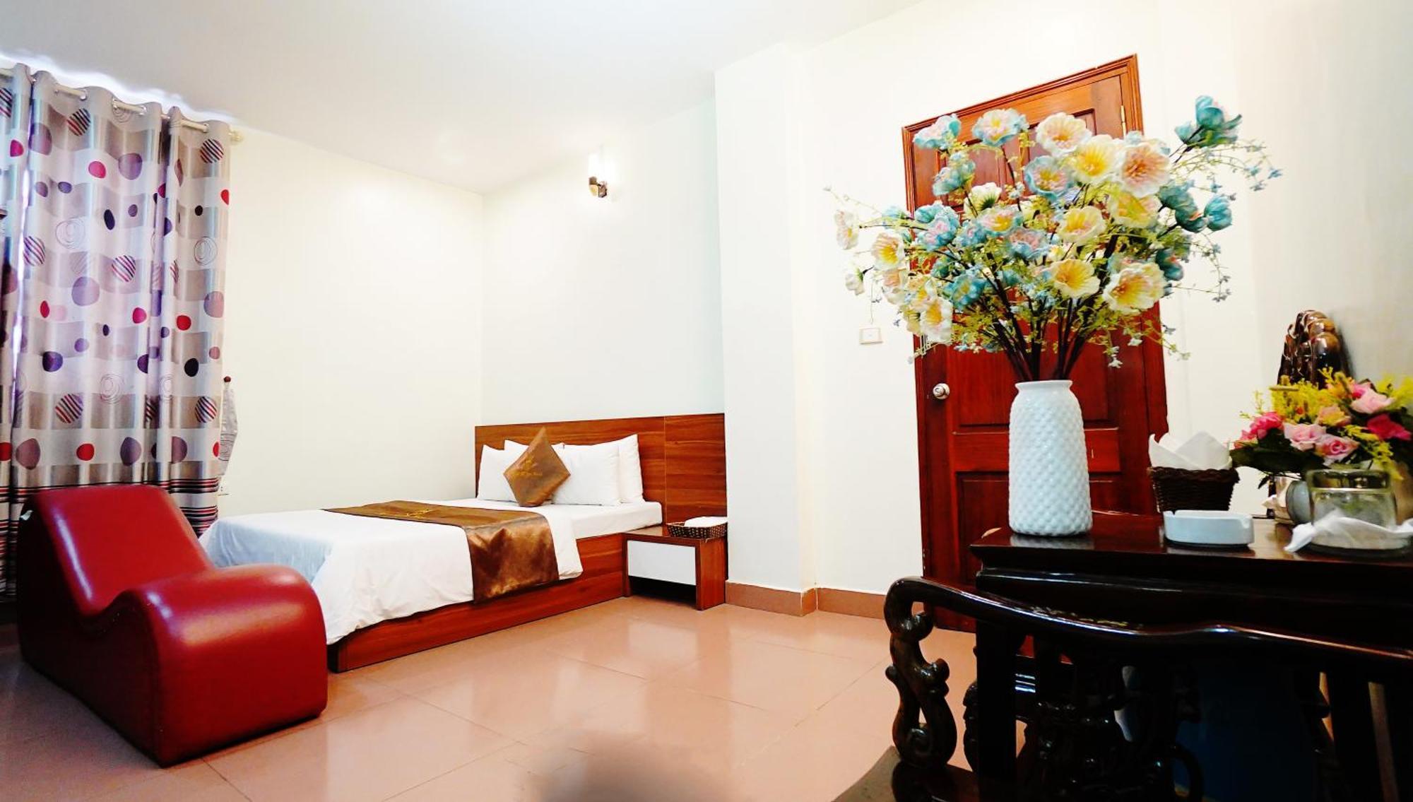Ho Sen Xanh Hotel Hanoi Exterior photo